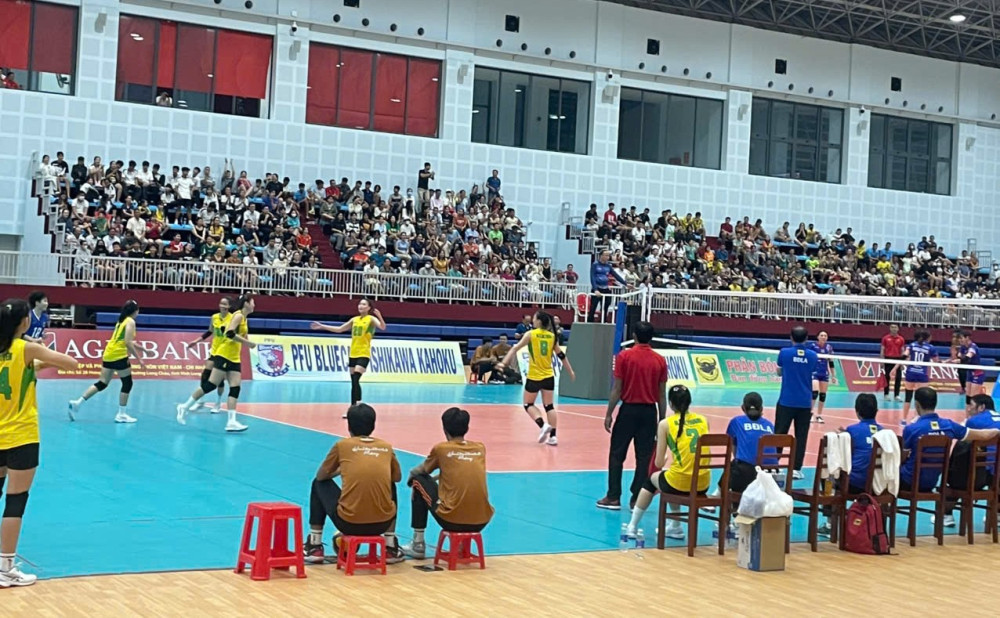 Câu lạc bộ PFU Blue Cats khép lại hành trình tập huấn tại Vĩnh Long