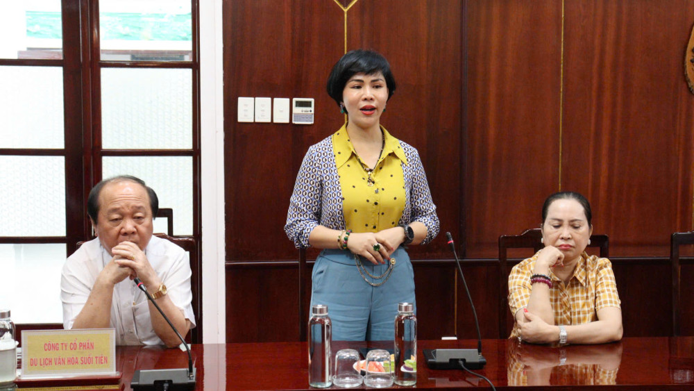 UBND tỉnh Tây Ninh tiếp và làm việc với Công ty Cổ phần Du lịch Văn hóa Suối Tiên