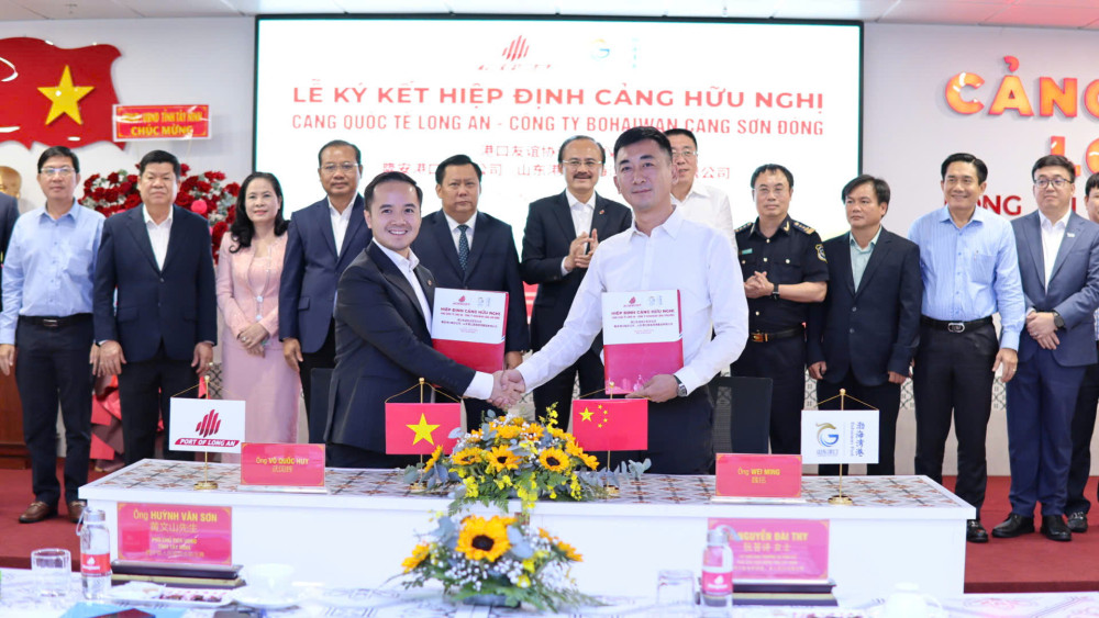 Cảng quốc tế Long An ký kết hợp tác chiến lược với đối tác Trung Quốc, tăng cường kết nối hàng hải khu vực và phát triển chuỗi Logistics Việt – Trung
