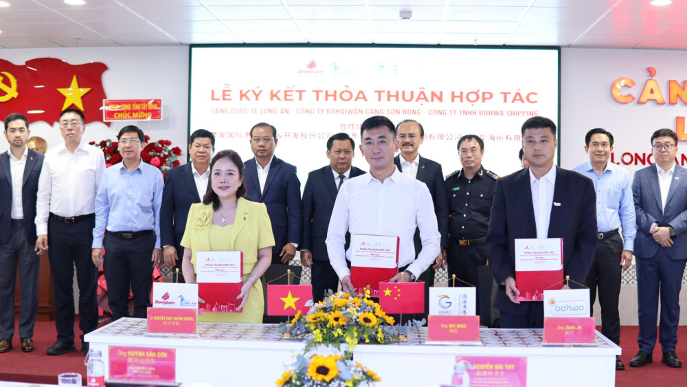 Cảng quốc tế Long An ký kết hợp tác chiến lược với đối tác Trung Quốc, tăng cường kết nối hàng hải khu vực và phát triển chuỗi Logistics Việt – Trung