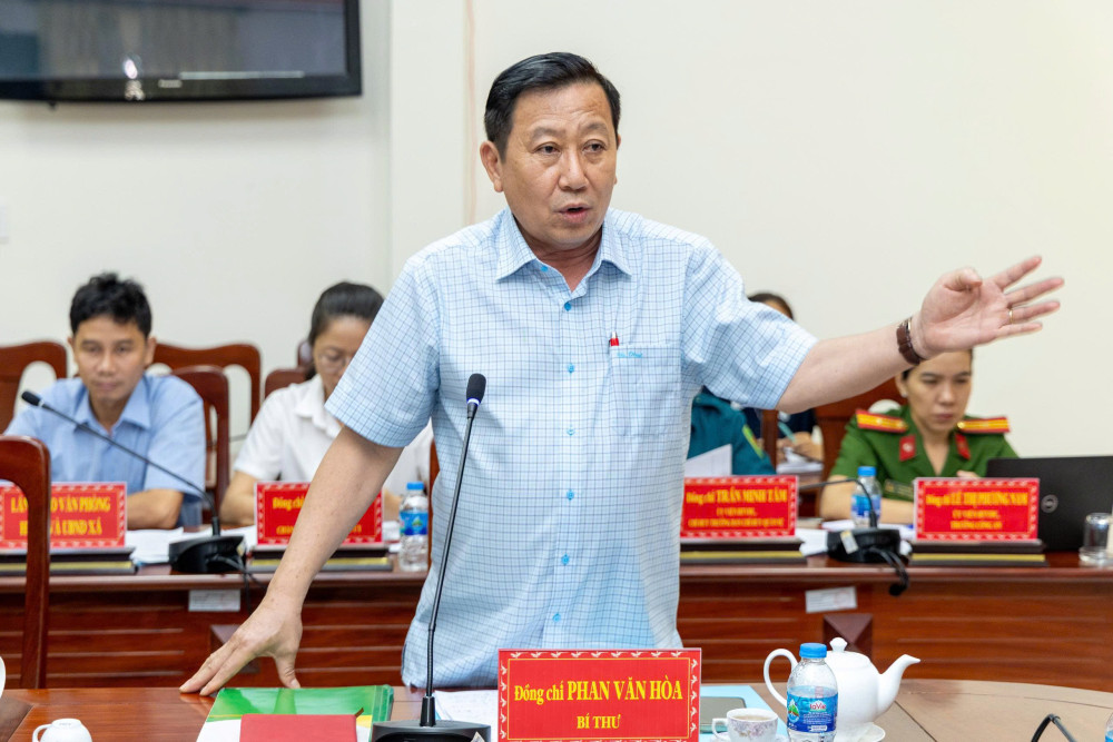 Phó Bí thư Tỉnh ủy Nguyễn Thanh Hải làm việc với Đảng ủy xã Bến Cầu