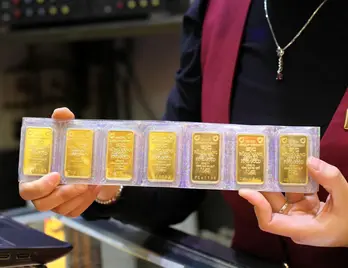 Giá vàng hôm nay 30/7: Tăng nhẹ trong lúc ngóng tin từ cuộc họp lãi suất Mỹ