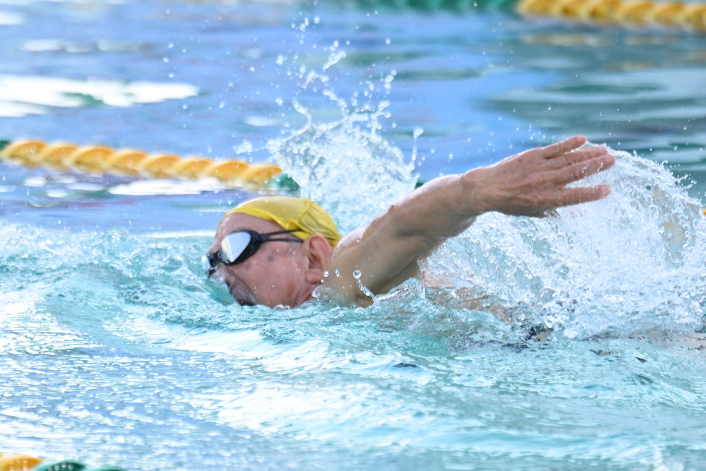 Nhiều VĐV hơn 70 tuổi hăng hái tham gia giải