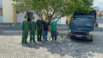 Đồng Tháp: Bàn giao rái cá quý hiếm cho Trại rắn Đồng Tâm