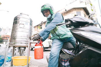 Thời tiết hôm nay 02/8: Nắng nóng từ Bắc Bộ vào Trung Bộ, Nam Bộ cũng ít mưa