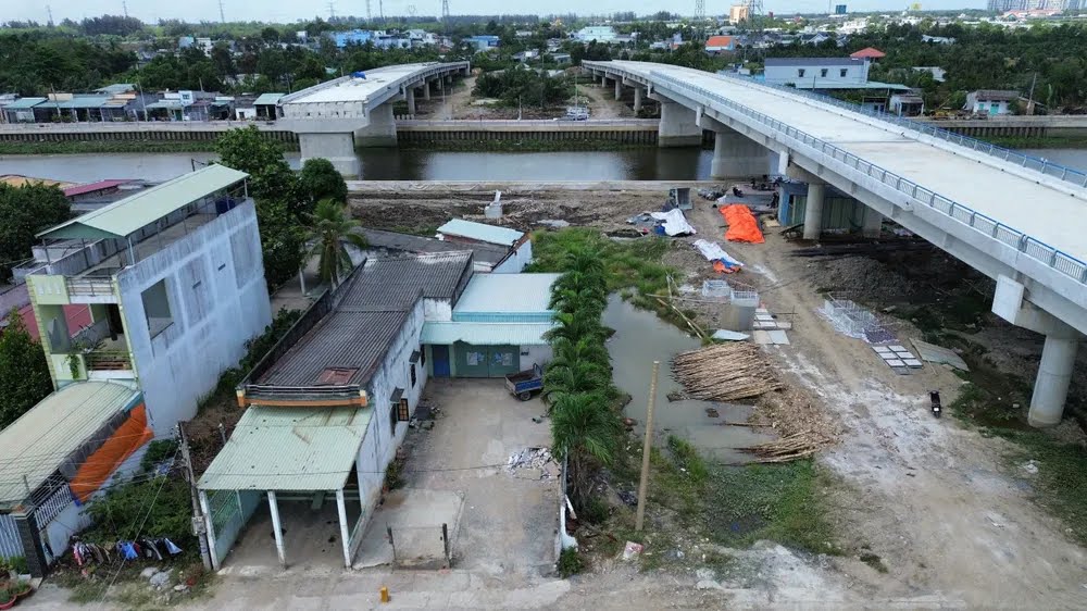 Tháo gỡ vướng mắc, đẩy nhanh tiến độ Đường tỉnh 830E