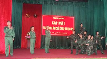 Trung đoàn 5, Sư đoàn 5 gặp mặt thân nhân chiến sĩ mới nhập ngũ