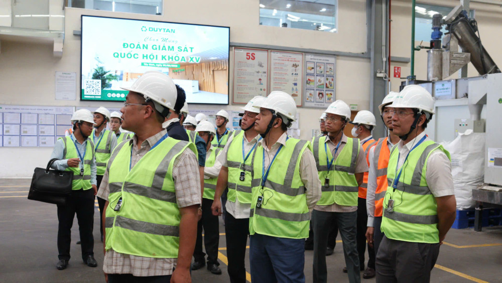 Đoàn giám sát của Quốc hội khóa XV làm việc tại tỉnh Tây Ninh về việc thực hiện chính sách, pháp luật về bảo vệ môi trường