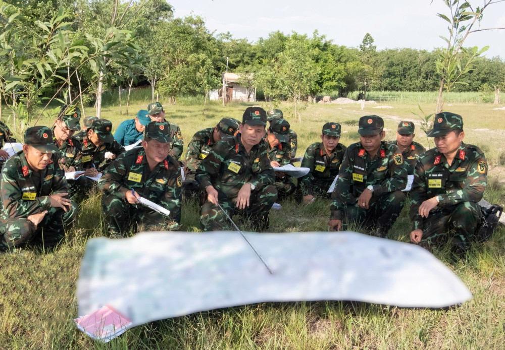 Xây dựng khu vực phòng thủ tỉnh liên hoàn, vững chắc, đáp ứng yêu cầu nhiệm vụ trong tình hình mới