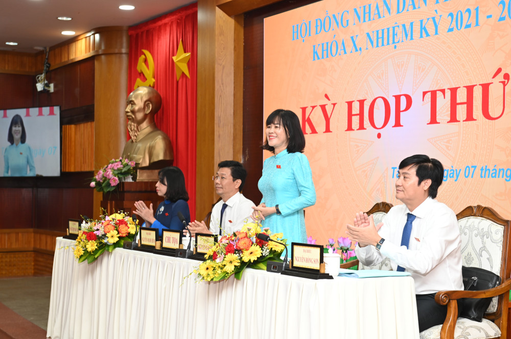 Đoàn Chủ toạ Kỳ họp thứ 2 (kỳ họp thường lệ giữa năm 2025) HĐND tỉnh Tây Ninh khoá X, nhiệm kỳ 2021-2026