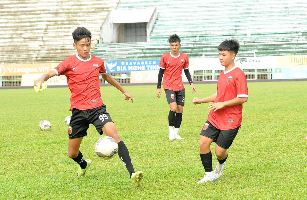 U17 Tây Ninh tập luyện chuẩn bị tham dự giải vô địch U17 Quốc gia 2025
