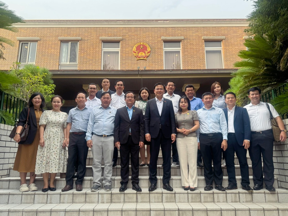 Tay Ninh province delegation pays courtesy visit to Vietnamese Ambassador to Japan
