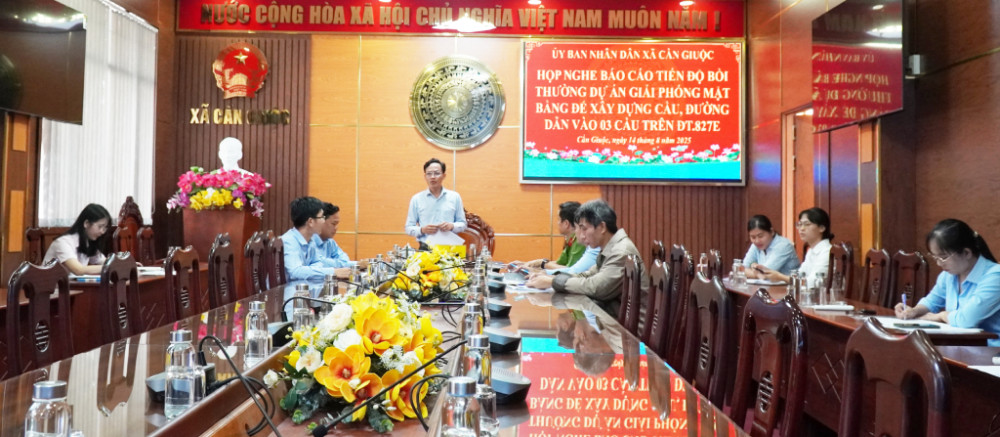 Đẩy nhanh tiến độ giải phóng mặt bằng để xây dựng cầu, đường dẫn vào 3 cầu trên Đường tỉnh 827E