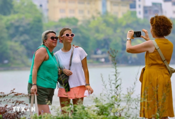 Domestic tourism sees strong demand during National Day holiday