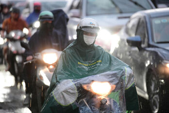 Thời tiết hôm nay 14/8: Miền Trung sắp kết thúc nắng nóng, miền Bắc và miền Nam mưa chiều Thời tiết hôm nay 14/8: Miền Trung sắp kết thúc nắng nóng, miền Bắc và miền Nam mưa chiều