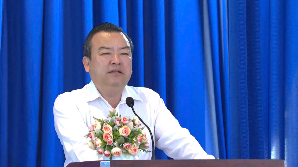 Chung tay chăm sóc đôi mắt cộng đồng qua chương trình 'Rạng ngời đôi mắt Việt Nam'