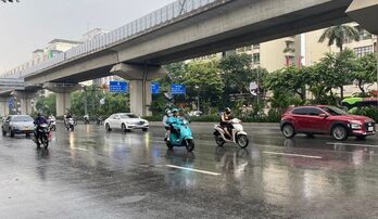 Thời tiết ngày 17/8: Nhiều nơi trên cả nước có mưa rào và dông, cục bộ có nơi mưa rất to Thời tiết ngày 17/8: Nhiều nơi trên cả nước có mưa rào và dông, cục bộ có nơi mưa rất to