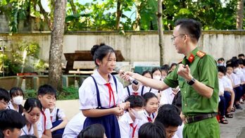 Đẩy mạnh tuyên truyền pháp luật trong trường học