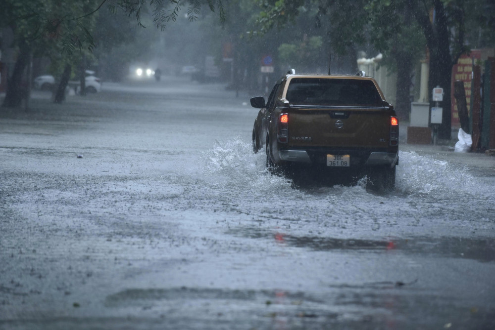 Thời tiết hôm nay 20/8: Mưa to Bắc Bộ đến Thanh Hóa, Nam Bộ chiều tối mưa rào