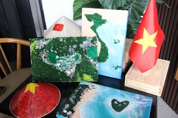 'Chạm' để trải nghiệm và sáng tạo