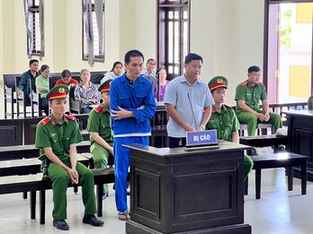 Bác sĩ cấp khống 54 giấy chứng nhận bị phạt 8 năm tù