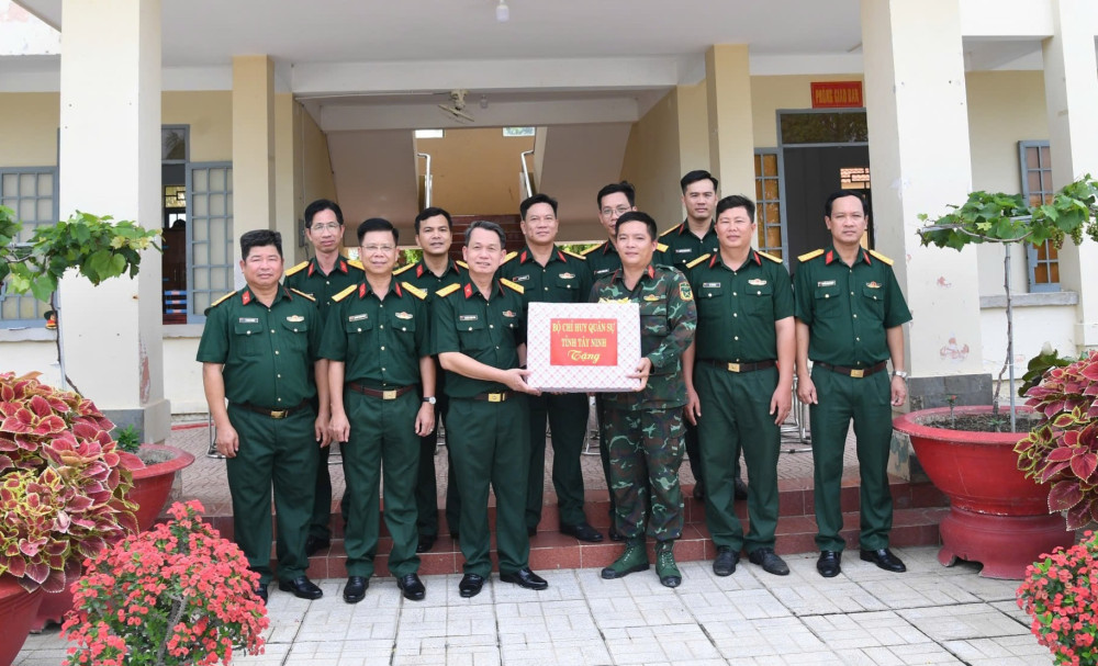 Bộ Chỉ huy Quân sự tỉnh Tây Ninh kiểm tra công tác quân sự, quốc phòng tại các đơn vị biên giới