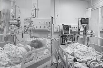 Tây Ninh: Cha phóng hỏa phòng trọ, cả gia đình nguy kịch