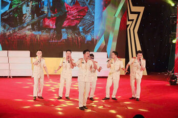 Chiến sĩ công an đa tài, gần gũi với dân