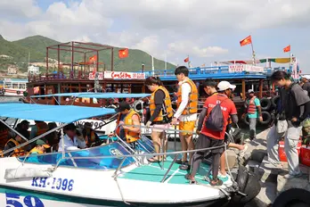 Từ ngày 25/8 sẽ thu phí tham quan vịnh Nha Trang