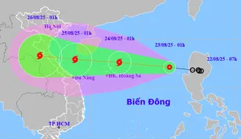 Dự báo hôm nay Biển Đông có bão số 5, sóng cao 6 m Dự báo hôm nay Biển Đông có bão số 5, sóng cao 6 m