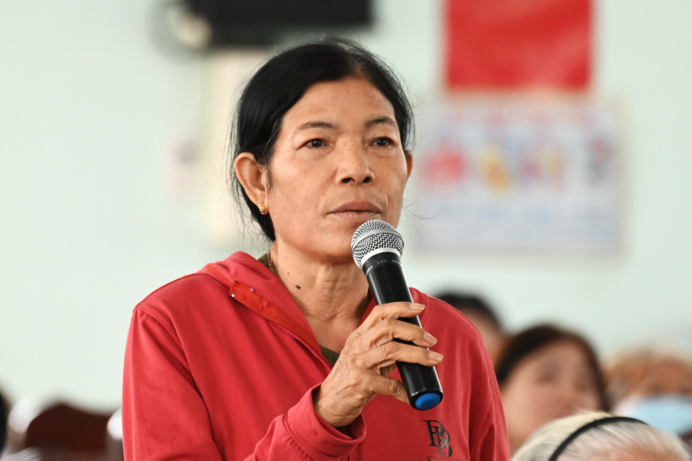 Cử tri Nguyễn Thị Định phản ánh một số trường hợp cất nhà ở trên đất lúa