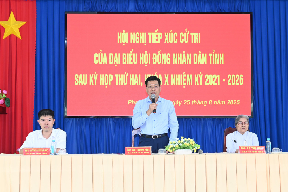 Tổ Đại biểu số 05, HĐND tỉnh tiếp xúc với hơn 200 cử tri xã Phước Thạnh