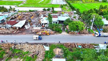 Tây Ninh: Mưa lớn kèm lốc xoáy làm hư hại nhiều nhà dân và hoa màu