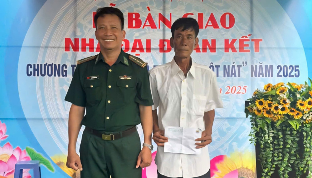 Xây thế trận lòng dân từ những hoạt động nghĩa tình