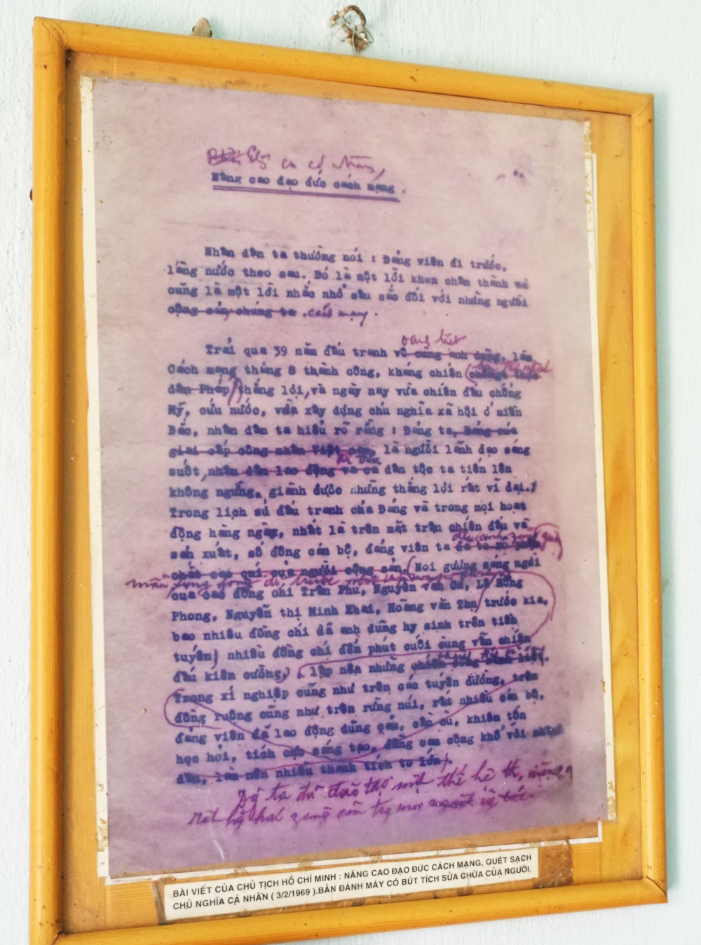 Bản photocopy bài viết của Chủ tịch Hồ Chí Minh: Nâng cao đạo đức cách mạng, quét sạch chủ nghĩa cá nhân (03/02/1969)