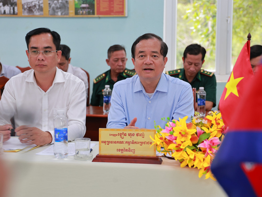 Thống nhất phương án chuẩn bị tổ chức Lễ khai trương cặp Cửa khẩu Quốc tế Tân Nam - Meun Chey