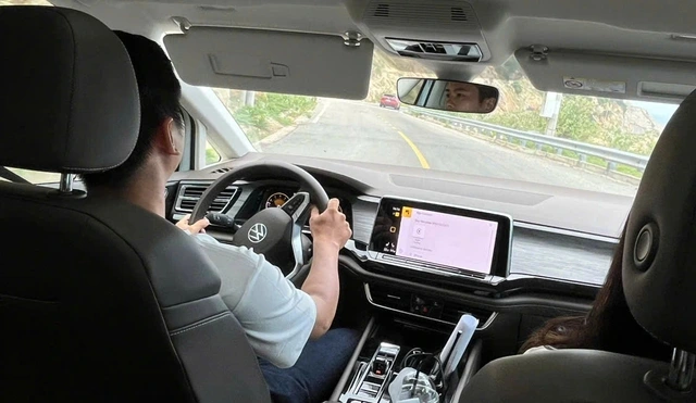 Làm sao để tránh 'giấc ngủ trắng' khi lái ô tô đường dài