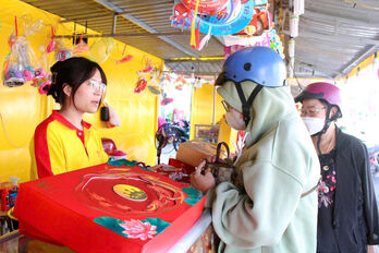 Sôi động thị trường bánh trung thu