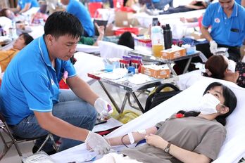 Nét đẹp lan tỏa từ những giọt máu sẻ chia