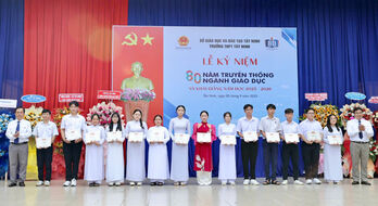 Trường THPT Tây Ninh khai giảng năm học mới 2025-2026