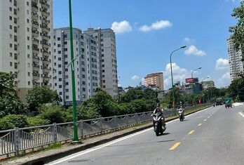 Thời tiết ngày 6/9: Bắc Bộ có nơi nắng nóng, Nam Bộ có mưa rào và dông