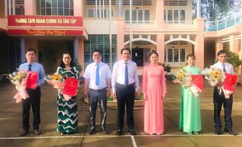 Xã Tân Tập công bố quyết định của Ban Thường vụ Tỉnh ủy về công tác cán bộ