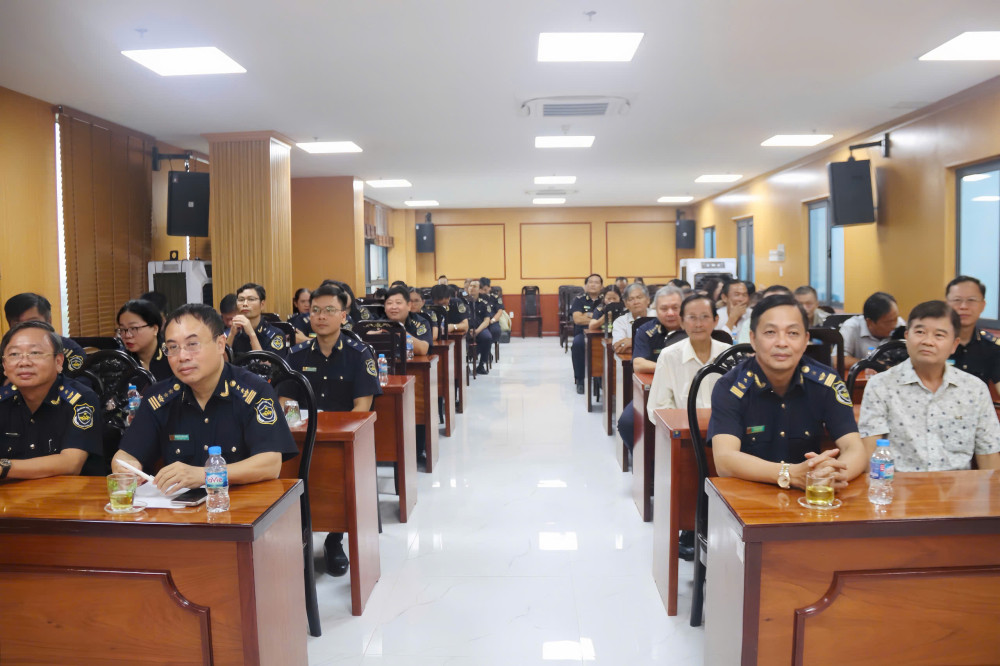 Họp mặt kỷ niệm 80 năm ngày truyền thống ngành Hải quan Việt Nam