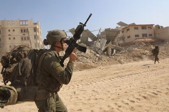 Căng thẳng tại Trung Đông: Israel tiếp tục không kích nhiều thành phố của Syria