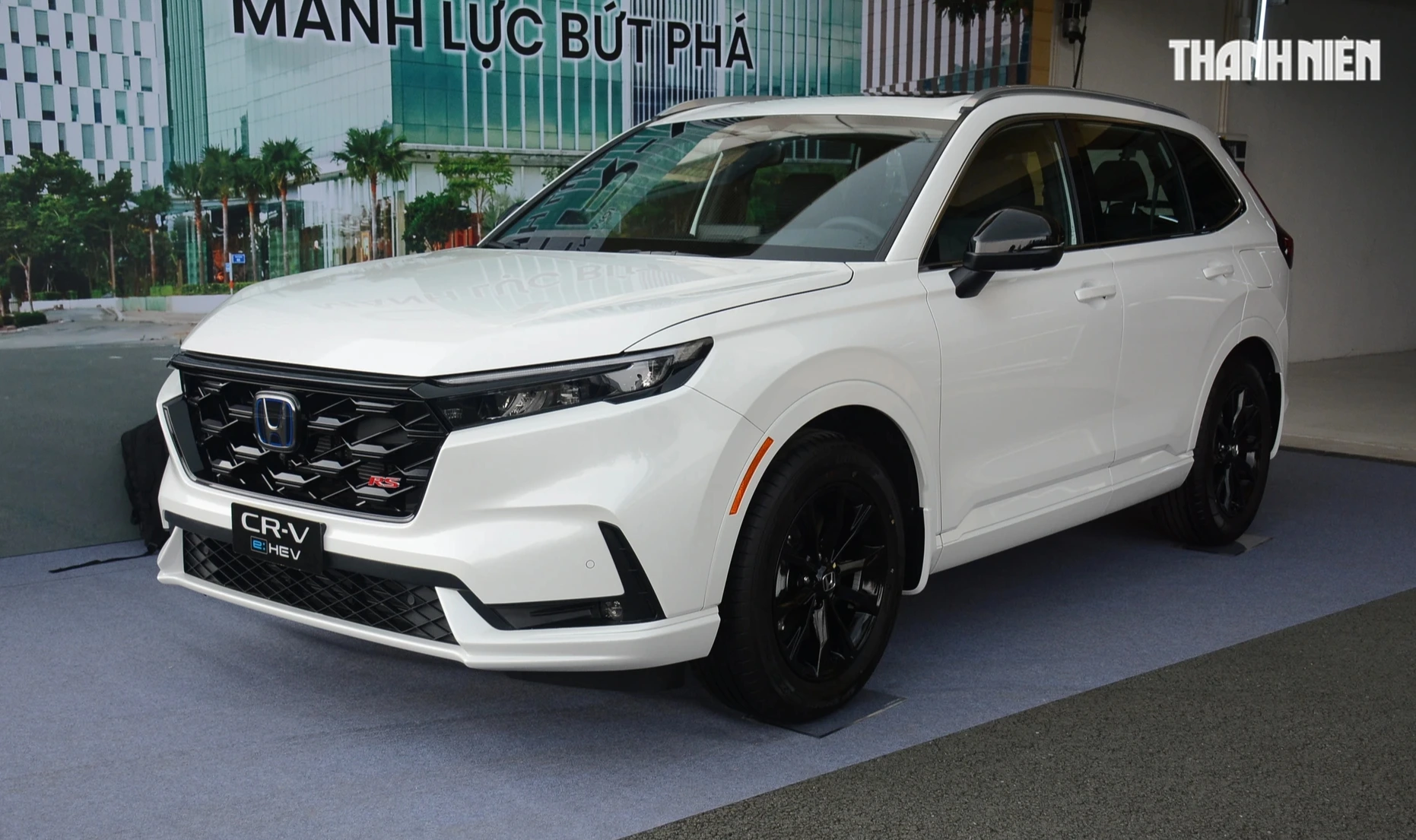Bảo dưỡng ô tô hybrid có gì khác xe xăng?