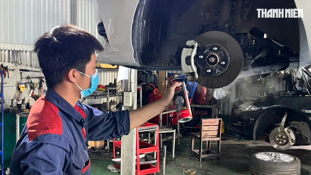 Bảo dưỡng ô tô hybrid có gì khác xe xăng?