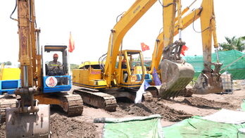 Gỡ vướng mắc, đẩy nhanh tiến độ dự án đường dẫn vào 3 cầu trên Đường tỉnh 827E