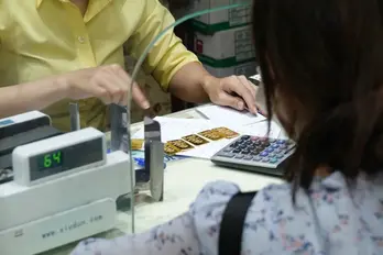 Giá vàng hôm nay 10/9: Giảm khi nhà đầu tư bán tháo