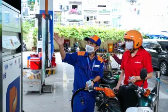 Giá xăng dầu hôm nay 10/9: Giữ đà tăng