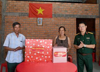 Bộ Chỉ huy quân sự tỉnh Tây Ninh trao tặng Nhà tình nghĩa cho gia đình chính sách